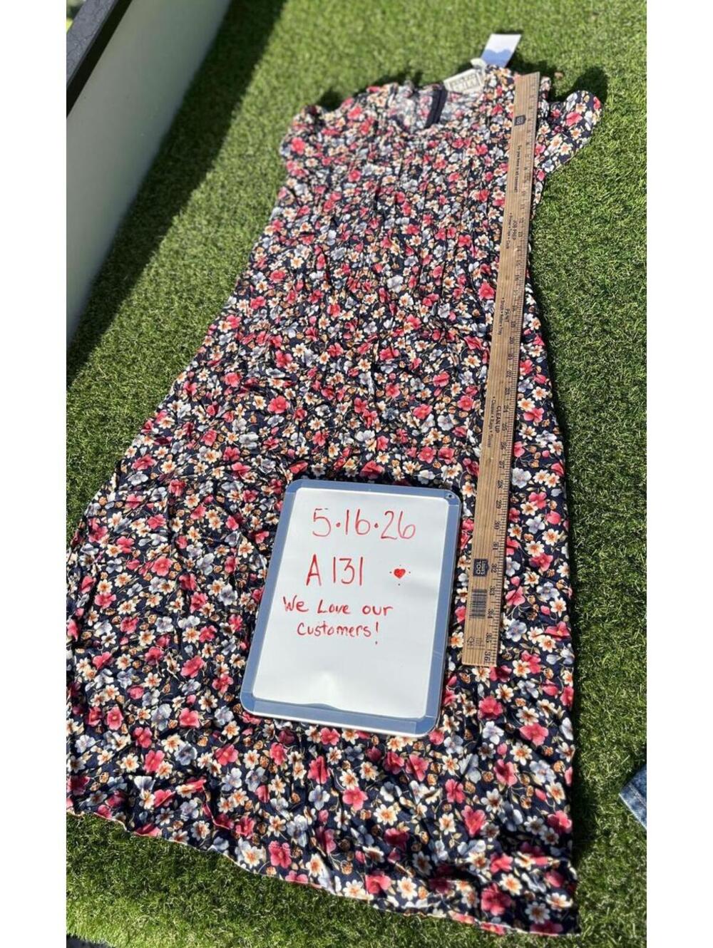 Erika Studio XL Floral Pattern Dress‎ pleated
